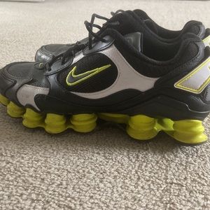 Womens Nike Shox